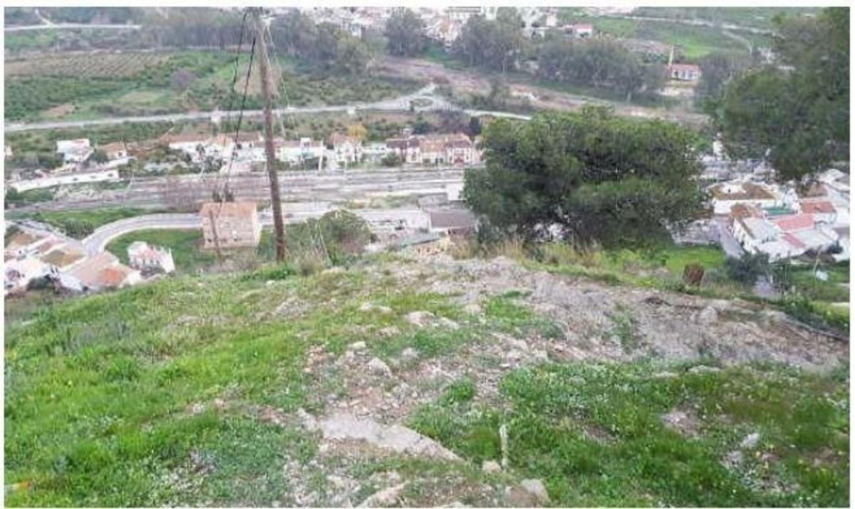 Terreno en venta en Alora, Malaga photo 1