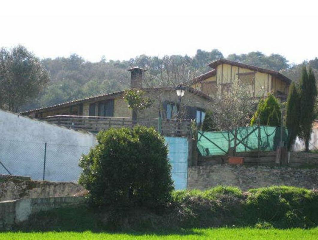 Propiedades en venta y alquiler en España photo 1