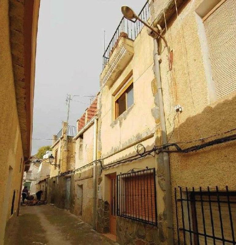 Sprzedaż mieszkania w Piso en Calle Fuente Nueva, Yeste, Jeste
photo 2