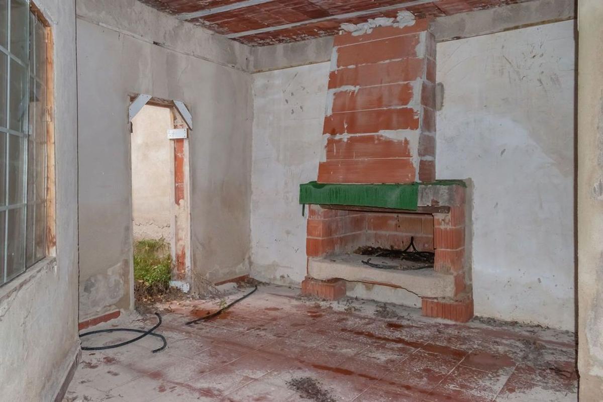 Properties for sale and rent in Spain photo 2