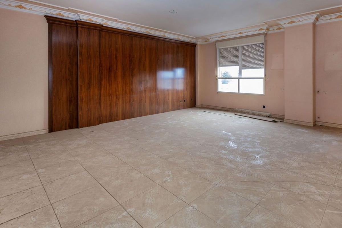 Продажа квартиры на Piso en Avenida de los Reyes Católicos, Villarrobledo, Вильярробледо
photo 5