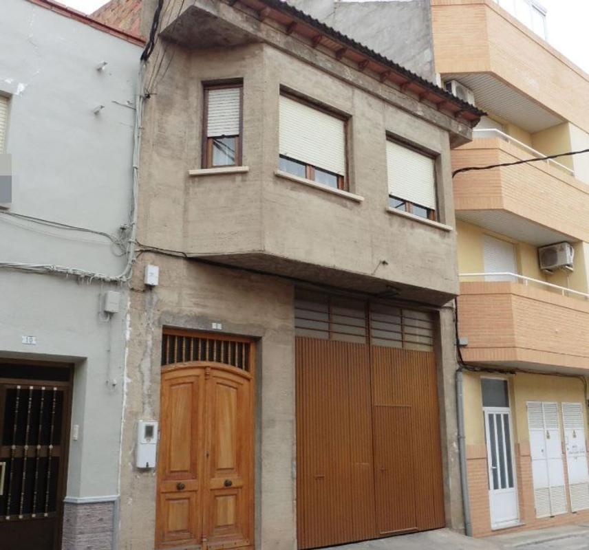 Propiedades en venta y alquiler en España photo 1