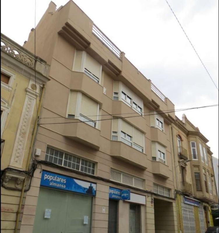 Sprzedaż mieszkania w Piso en Calle Aniceto Coloma, Almansa, Almansa
photo 1