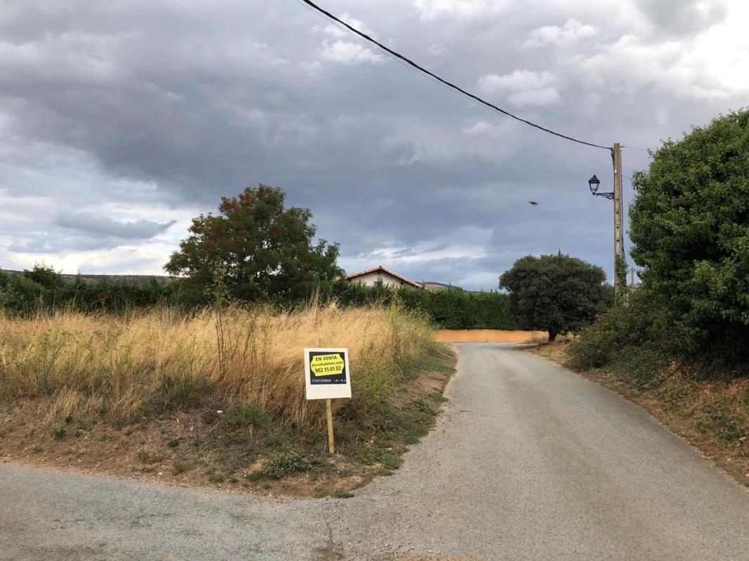 Land for sale in Uterga, Navarre photo 1