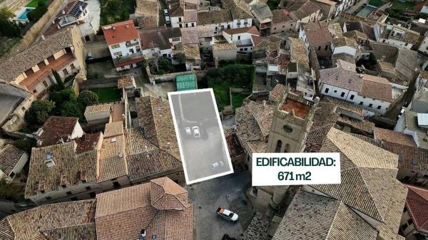 Terreno en Calle Eugenio Mendioroz, 14, Artajona photo 1