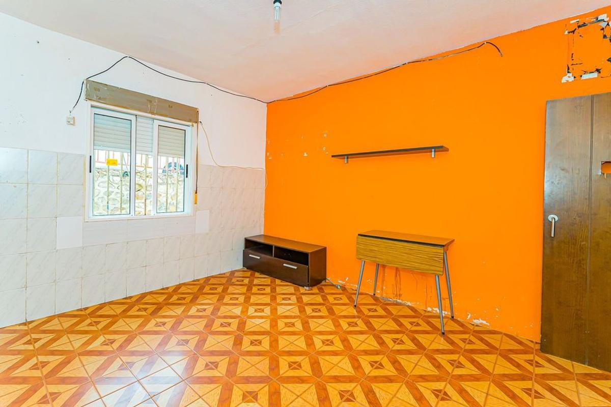 Venta de piso en Piso en Calle Molins, Crevillente, Crevillente
photo 5