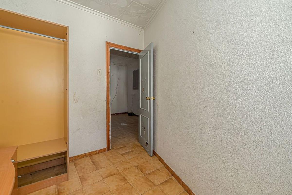Venta de piso en Piso en Calle de la Virgen Cabeza, Plaza Castelar - Mercado Central, Elda, Elda
photo 5
