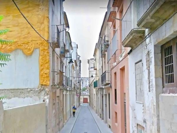 Продажа квартиры на Piso en Calle la Sardina, Centro - Zona Alta, Alcoy / Alcoi, Алкой
thumbnail 2