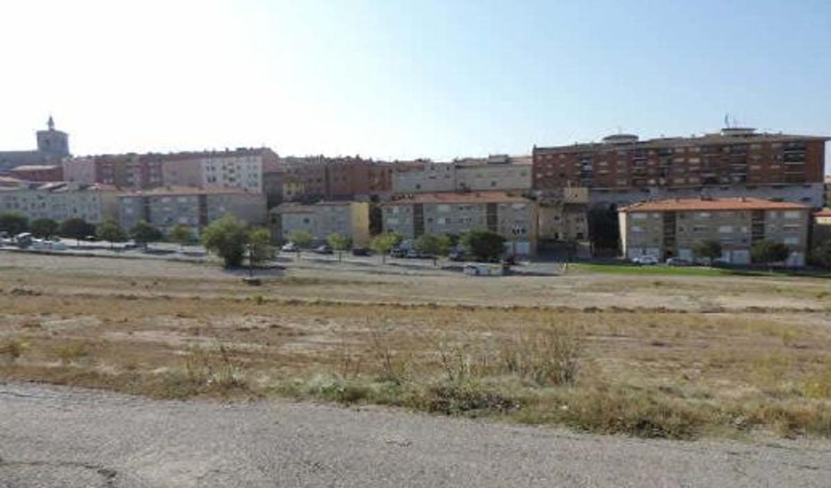 Terreno en venta en Viana, Navarra photo 4