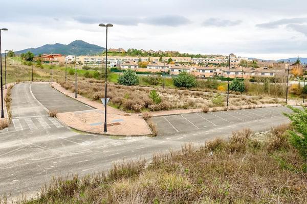 Terreno en Avenida de Aoiz, 2, Huarte photo 1