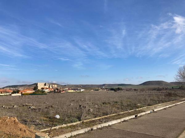 Terreno en Terreno Sector 8, Fuentes de Valdepero photo 1