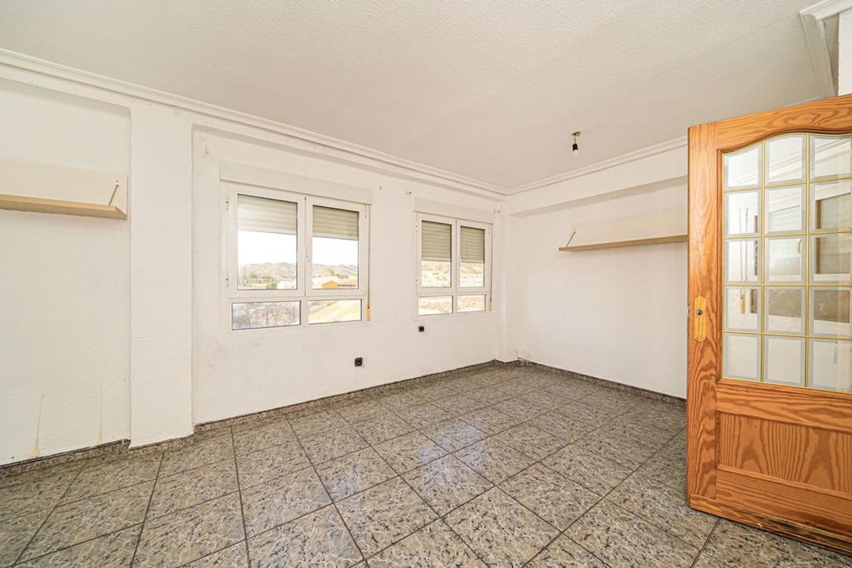Venta de piso en Piso en Calle Río Bidasoa, San Crispín - Huerta Nueva - Estación, Elda, Elda
photo 4