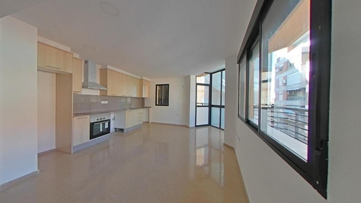 Продажа квартиры на Piso en Calle Eugenio Montes, Centro, Elda, Эльда
photo 1