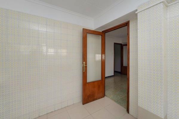 Venta de piso en Piso en Calle Uruguay, Plaza de Toros - Avenida Chapí - Trinquete, Elda, Elda
 photo 4