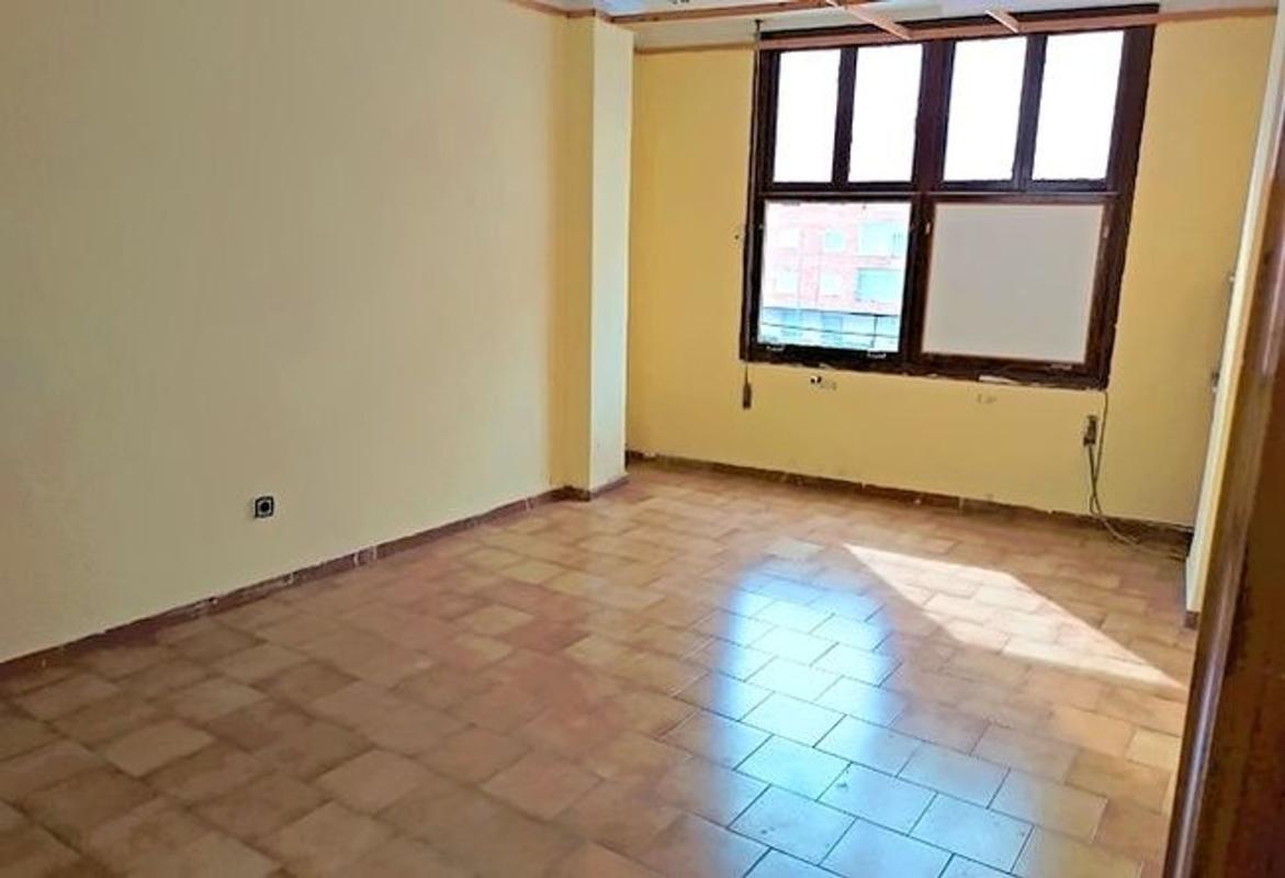 Venta de piso en Piso en Calle València, Petrer, Petrer
photo 3