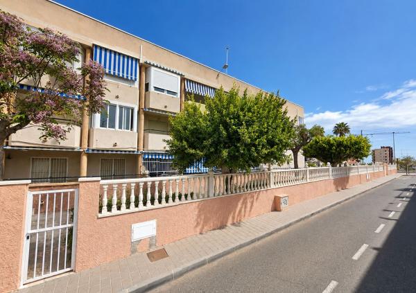Sale of flat in Piso en Avenida de Holanda, Mil Palmeras, Pilar de la Horadada, Pilar de la Horadada
 photo 1