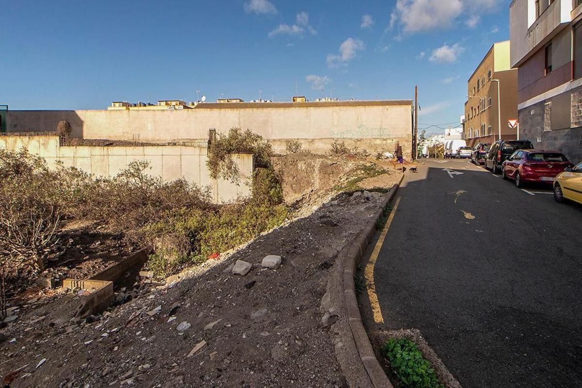Terreno en venta en Arucas, Las Palmas photo 3
