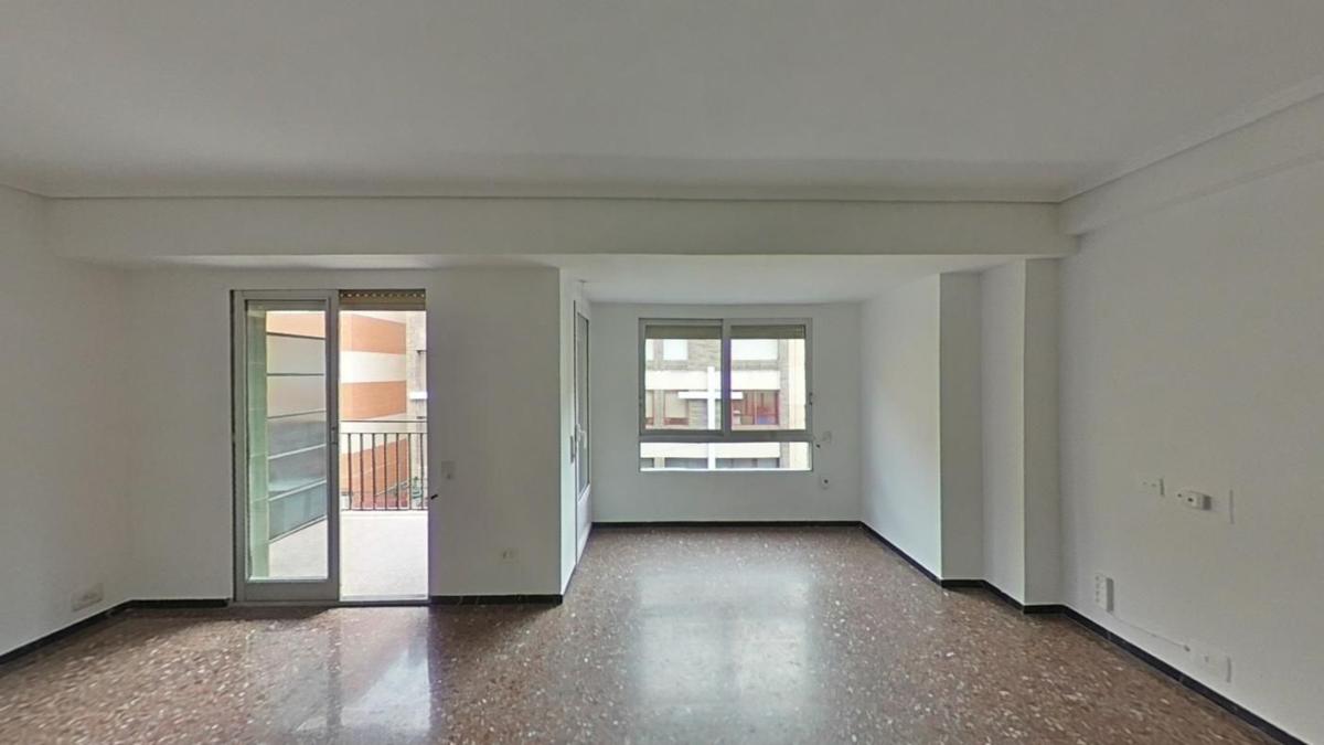 Продажа квартиры на Piso en Calle Na Saurina d'Entença, Barri Eixample, Alcoy / Alcoi, Алкой
photo 2