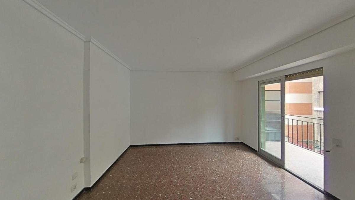 Продажа квартиры на Piso en Calle Na Saurina d'Entença, Barri Eixample, Alcoy / Alcoi, Алкой
photo 3
