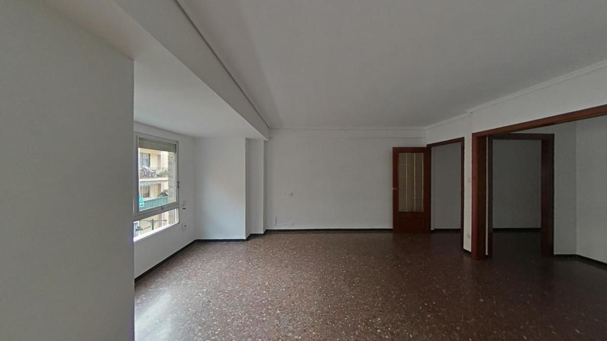 Продажа квартиры на Piso en Calle Na Saurina d'Entença, Barri Eixample, Alcoy / Alcoi, Алкой
photo 4