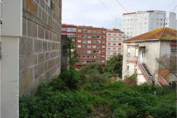 Terreno en Camino da Seara, 10, Plaza de la Industria, Vigo thumbnail 1