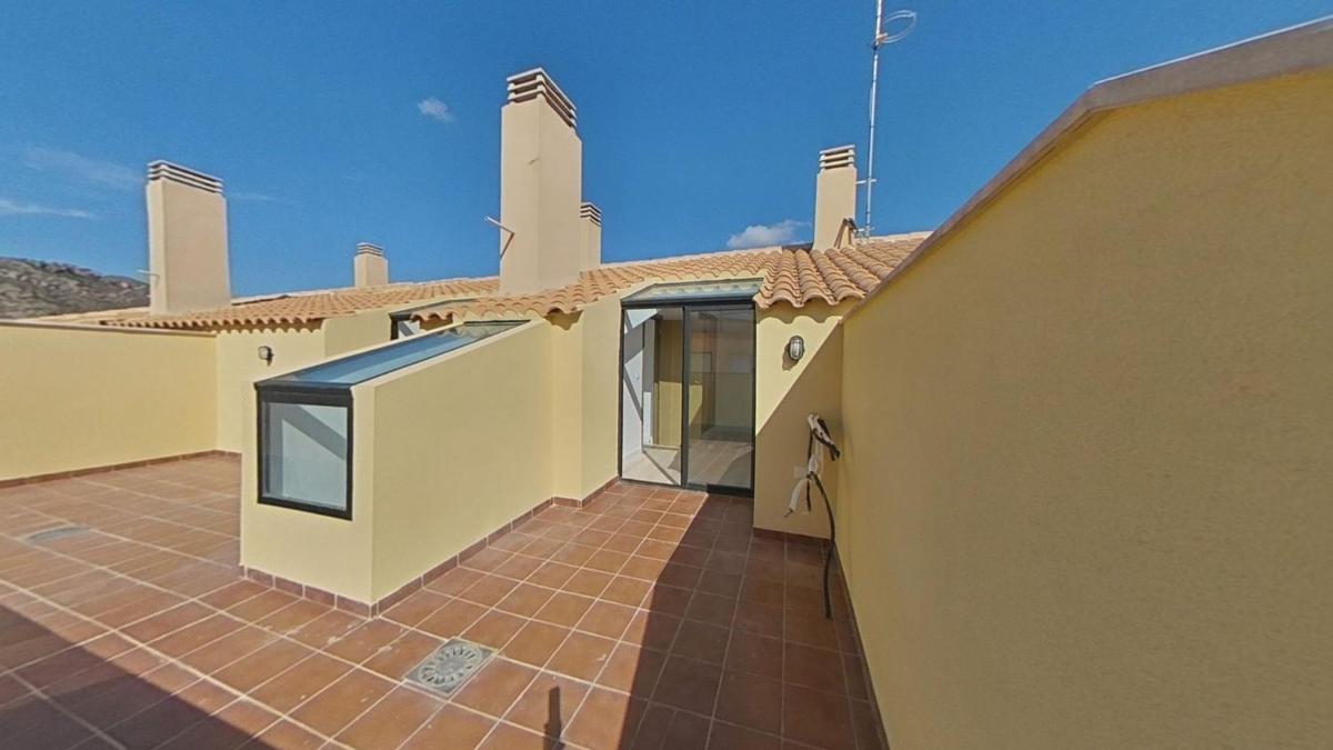 Продажа квартиры на Piso en Calle Eugenio Montes, Centro, Elda, Эльда
photo 1