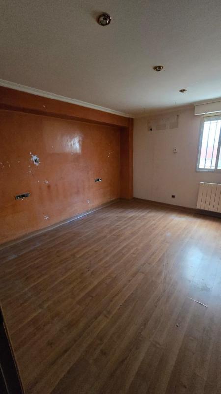Продажа квартиры на Piso en Calle Músic Josep Carbonell, Centro - Zona Alta, Alcoy / Alcoi, Алкой
photo 5