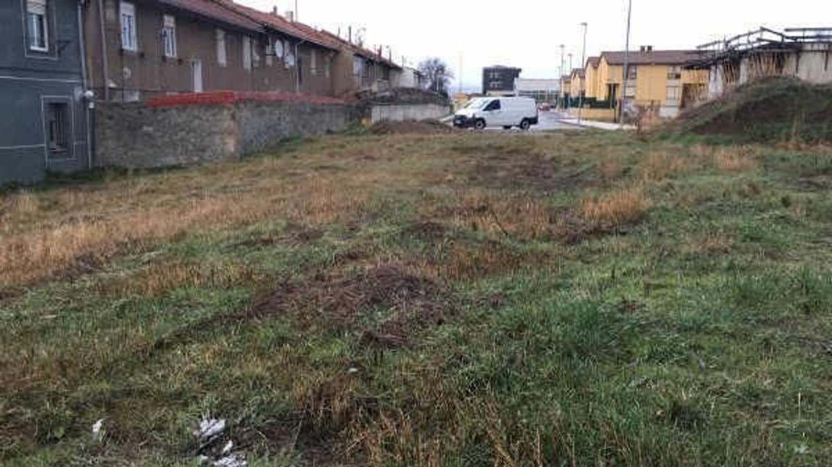 Land for sale in Reinosa, Cantabria photo 1
