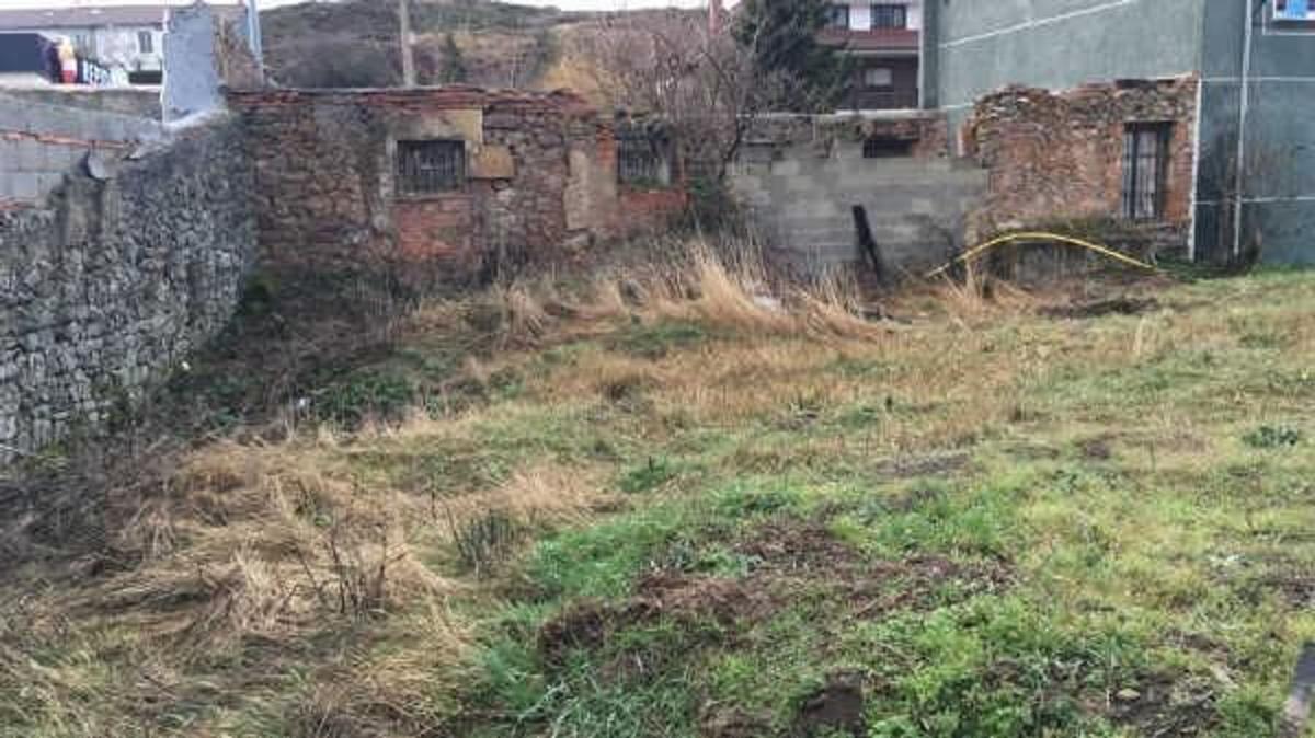 Land for sale in Reinosa, Cantabria photo 4