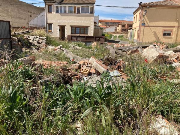 Terreno en Calle Iglesia, 42, Cantimpalos photo 1