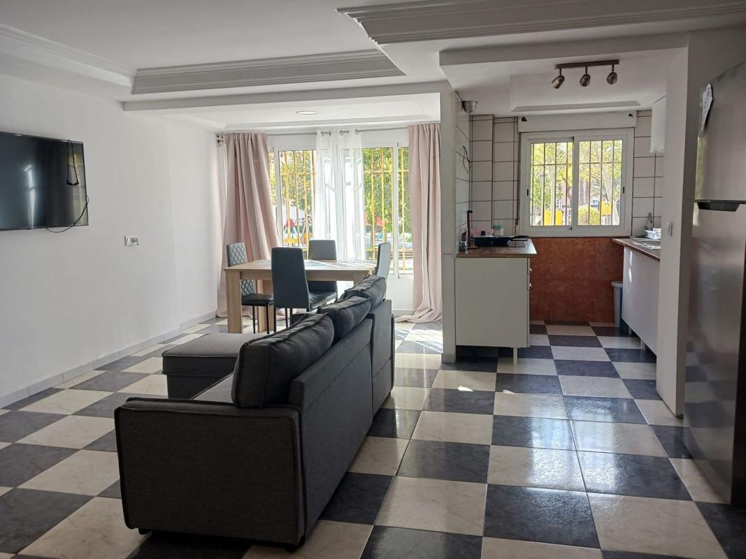 Sale of apartment in Piso en Calle Francisco Tomás y Valiente, Carrús Este, Elche / Elx, Elche / Elx
photo 1