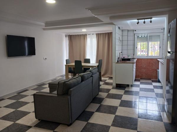 Sale of flat in Piso en Calle Francisco Tomás y Valiente, Carrús Este, Elche / Elx, Elche / Elx
 photo 4