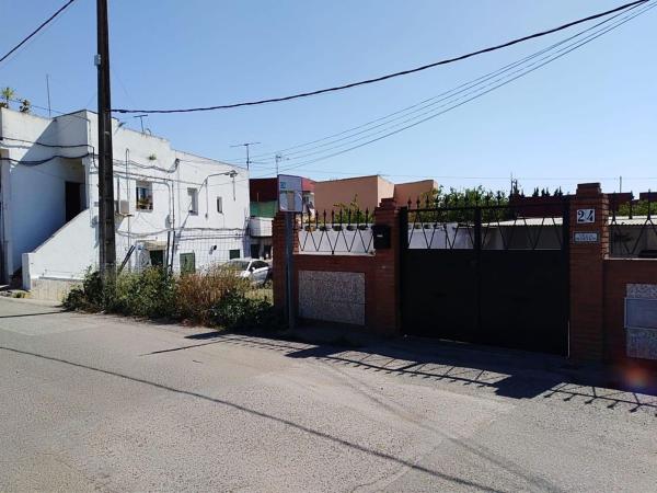 Terreno en Calle Ulpiano Blanco, 26, Valdezorras - El Gordillo, Sevilla thumbnail 2