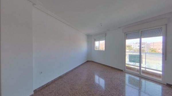Venta de piso en Piso en Carretera de Agost, Alcalde Felipe Mallol, San Vicente del Raspeig, San Vicente del Raspeig
 photo 2