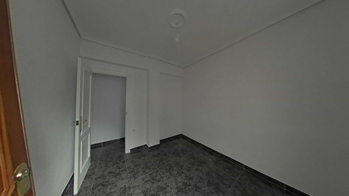 Продажа квартиры на Piso en Calle General Elizaicin, Plà del Bon Repòs-La Goteta, Alicante / Alacant, Аликанте / Алакант
photo 5
