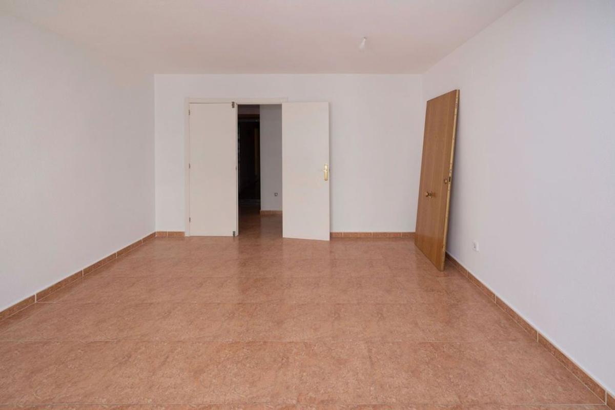 Продажа квартиры на Piso en Calle San Antonio, Alcalde Felipe Mallol, San Vicente del Raspeig, Сан-Висенте-дель-Распейг
photo 5