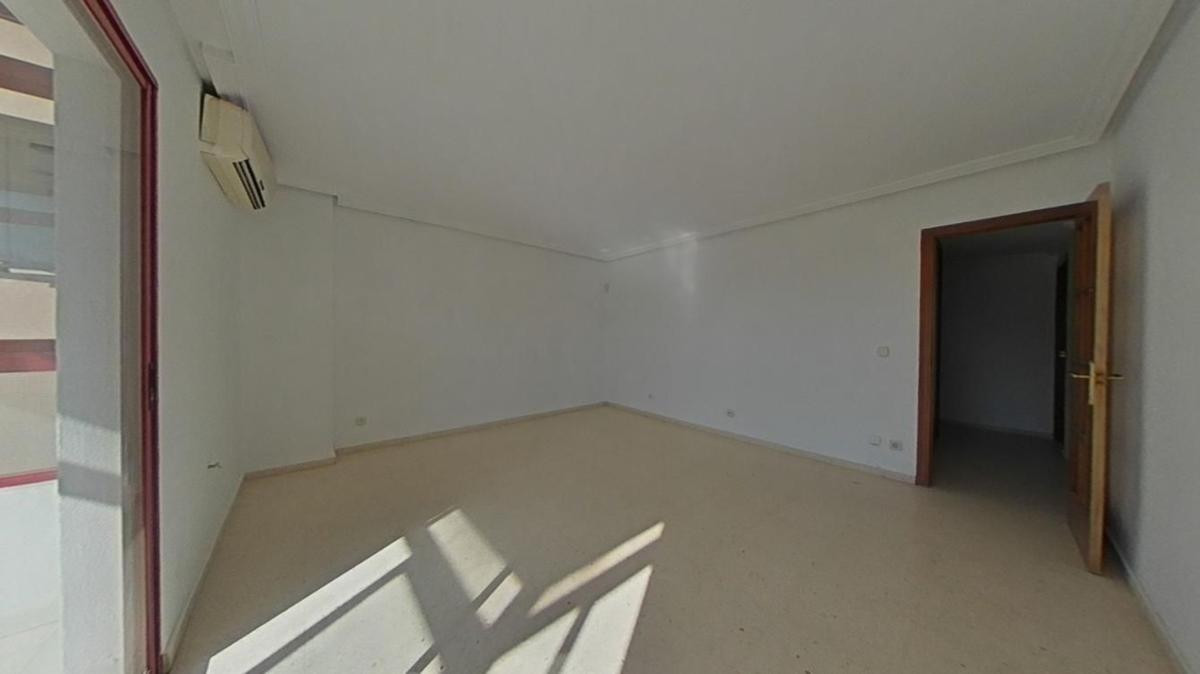 Venta de piso en Piso en Avenida del Doctor Jiménez Díaz, San Blas, Alicante / Alacant, Alicante / Alacant
photo 5