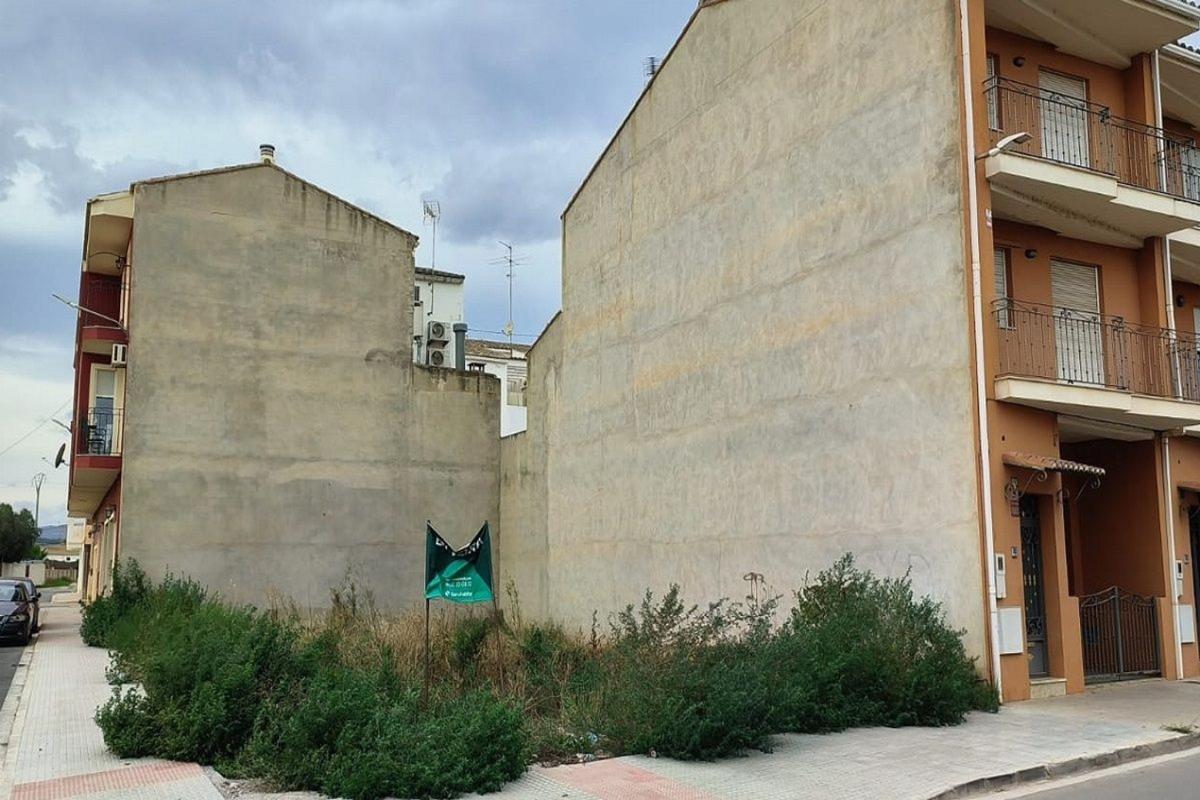Terreno en venta en Carlet, Valencia photo 1