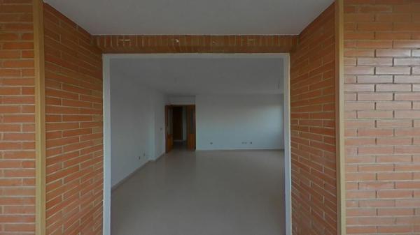 Продажа квартиры на Piso en Avenida Pintor Xavier Soler, Garbinet - Parque de las Avenidas, Alicante / Alacant, Аликанте / Алакант
thumbnail 2