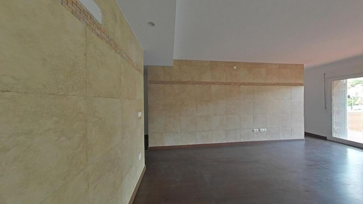 Sprzedaż niezależnego domku jednorodzinnego w Chalet pareado en Calle l'Isle d'Abeau, Los Girasoles, San Vicente del Raspeig, San Vicente del Raspeig photo 4