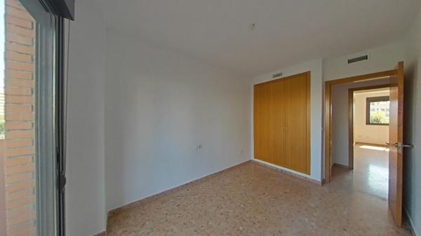 Продажа квартиры на Piso en Avenida Juan Sanchis Candela, Garbinet - Parque de las Avenidas, Alicante / Alacant, Аликанте / Алакант
 photo 4