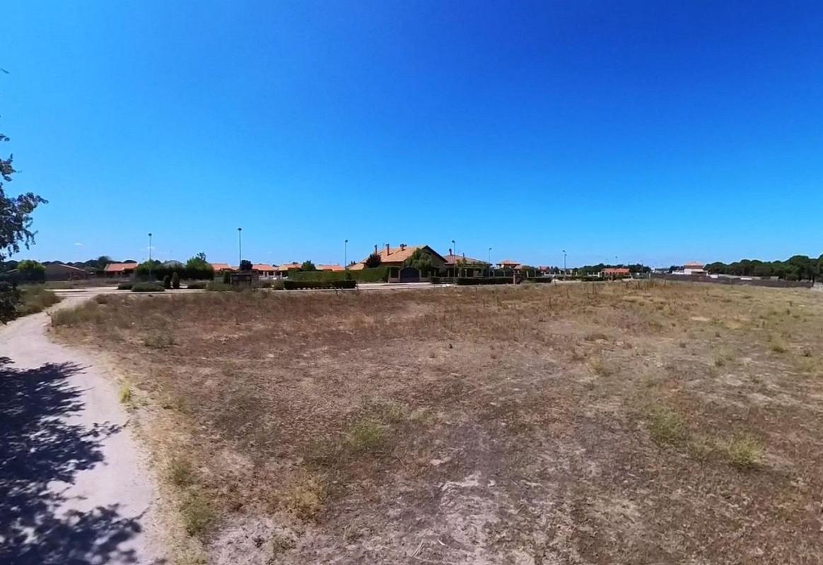 Działka na sprzedaż w Aldeamayor de San Martin, Valladolid photo 4