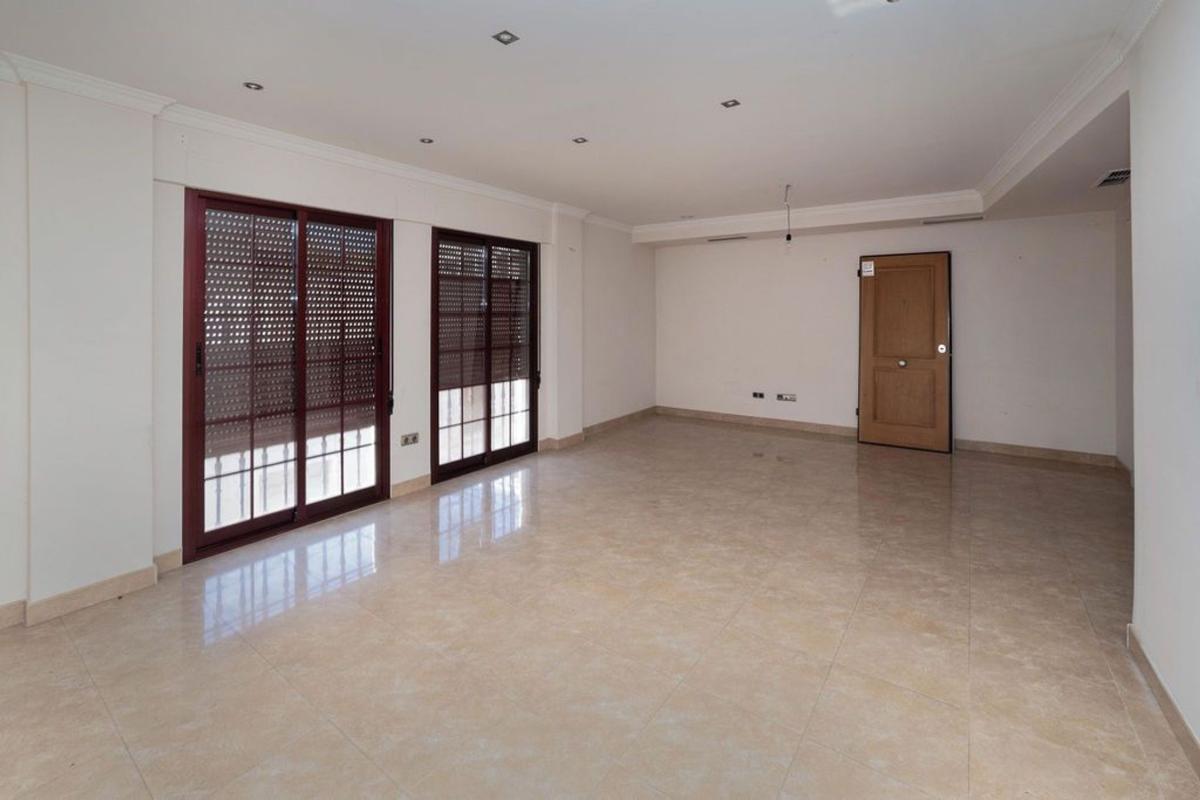 Продажа квартиры на Piso en Calle Don José Ramos, Centro, Elche / Elx, Эльче / Эльх
photo 5