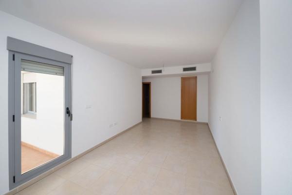 Продажа квартиры на Piso en Avenida de les Nacions, Playa de San Juan, Alicante / Alacant, Аликанте / Алакант
 photo 4