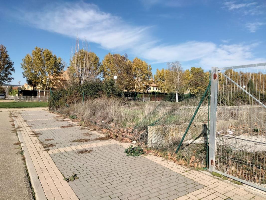 Terreno en venta en Simancas, Valladolid photo 3