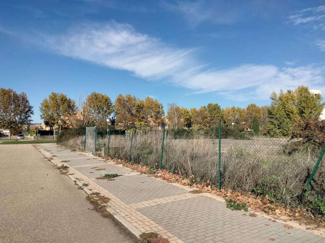 Terreno en venta en Simancas, Valladolid photo 4