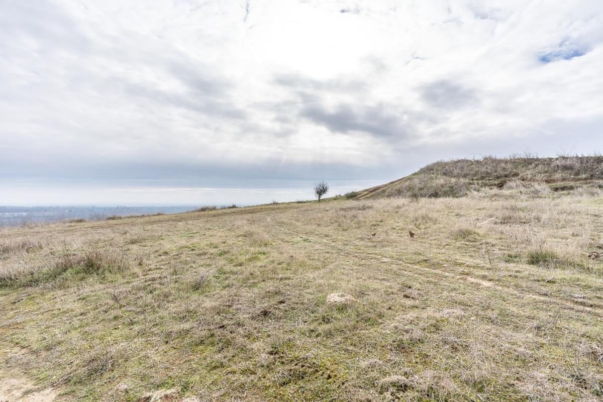 Land for sale in Simancas, Valladolid photo 4