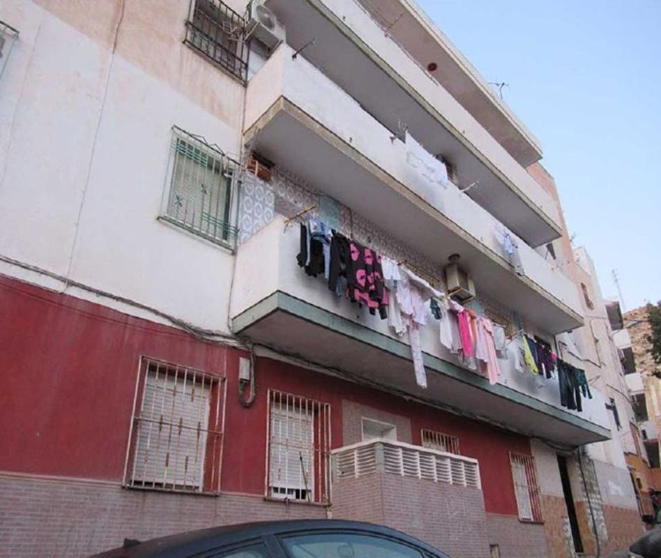 Sale of apartment in Piso en Calle Timón, La Chanca - Pescadería, Almería, Almería
photo 1
