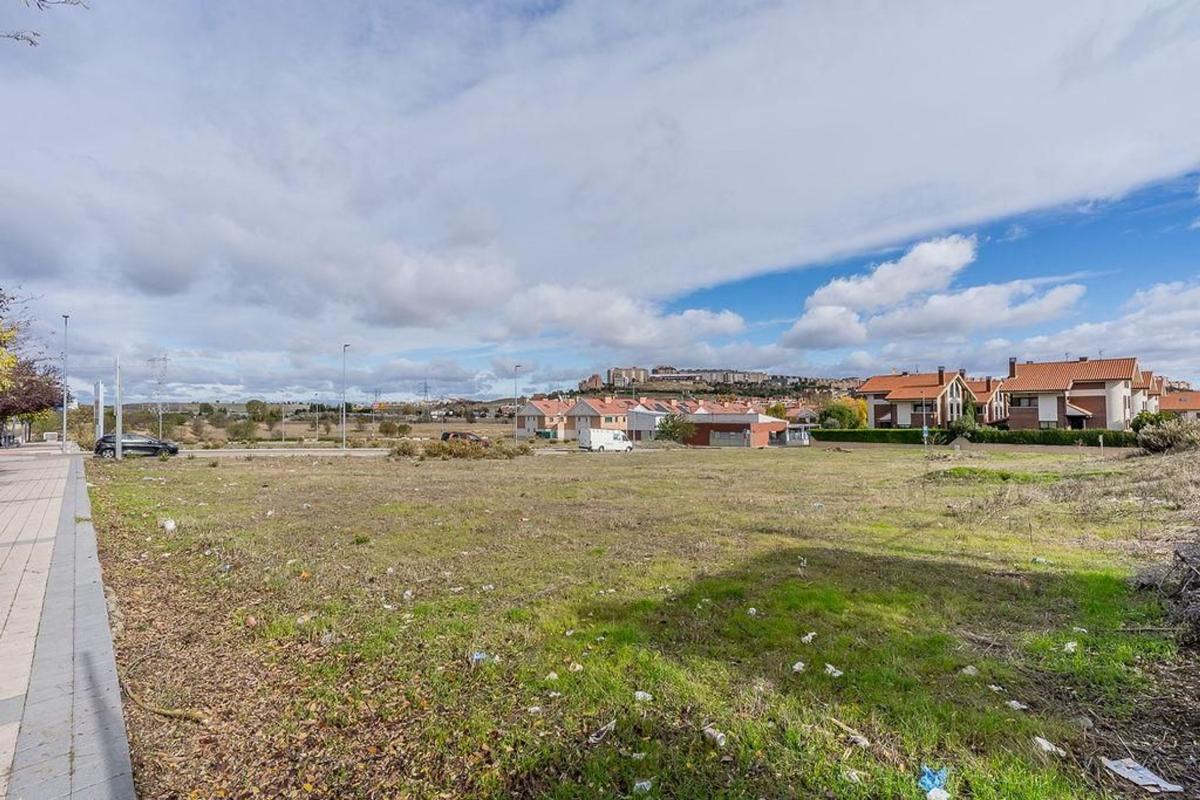 Terreno en venta en Arroyo de la Encomienda, Valladolid photo 5
