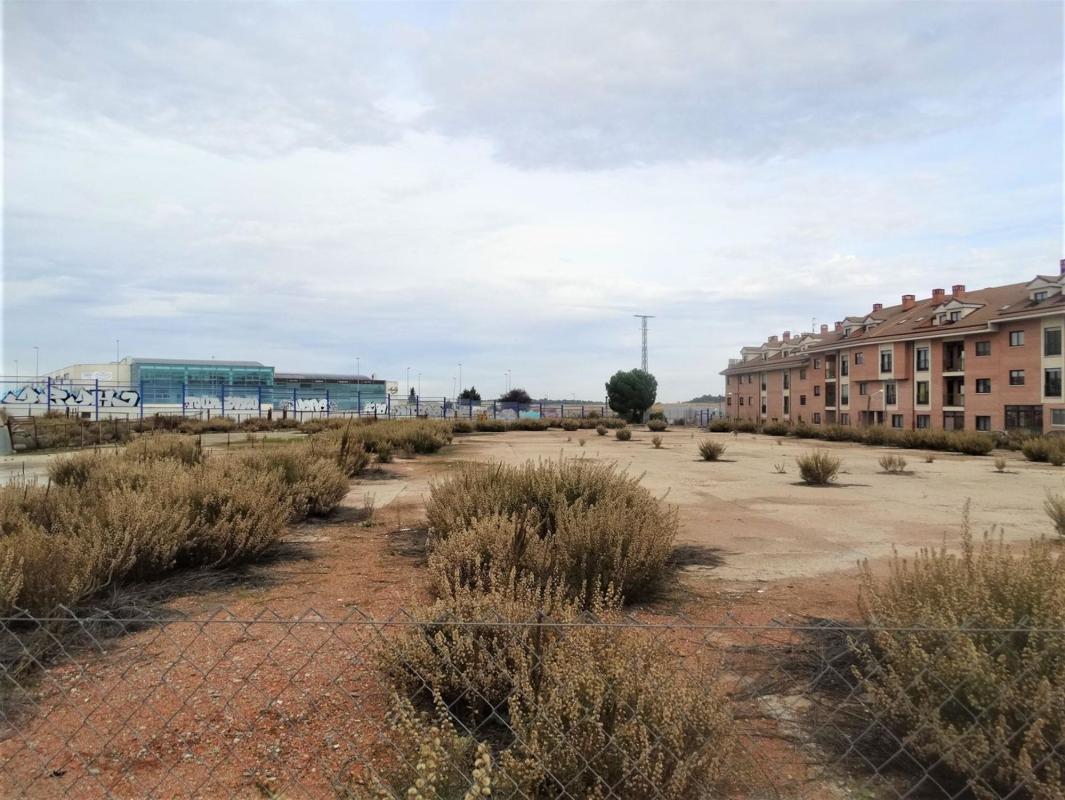 Terreno en venta en Zaratan, Valladolid photo 4